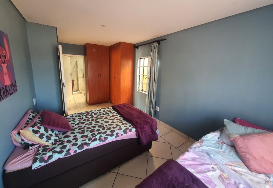 5 Bedroom Property for Sale in Rietfontein A H North West